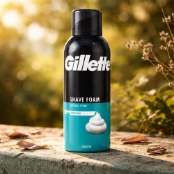 Gillette Sensitive Pena na holenie 200 ml